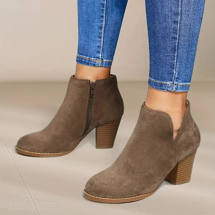 Trudi® | DAMESTIEFELETTEN MED TYK HÆL