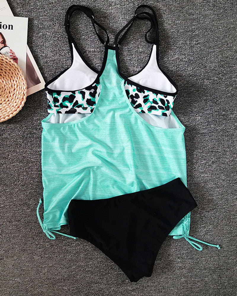 Mathilde® | Ensfarvet tankini med leopardprint
