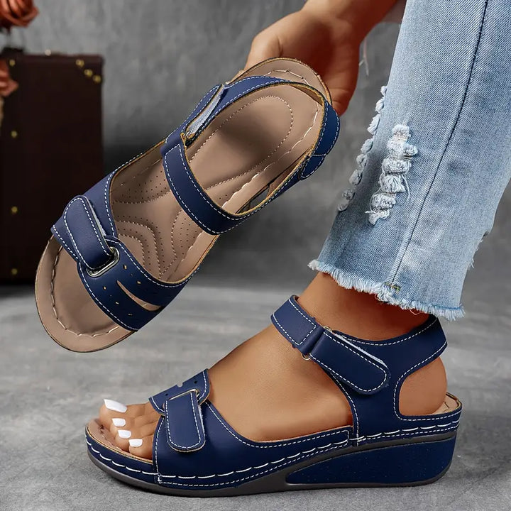 Vika® | Ortopædiske sandaler med kilehæl