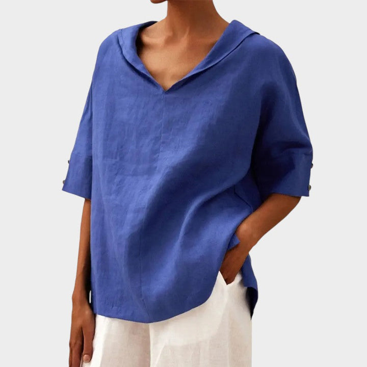 Tindra® | Bluse Légère med Udsat Krave og Naturlig Stil