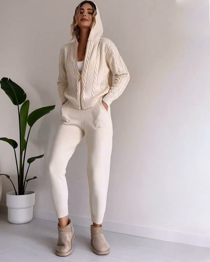 Ania® | Lækkert Twist-Jacquard-To-delt Sæt