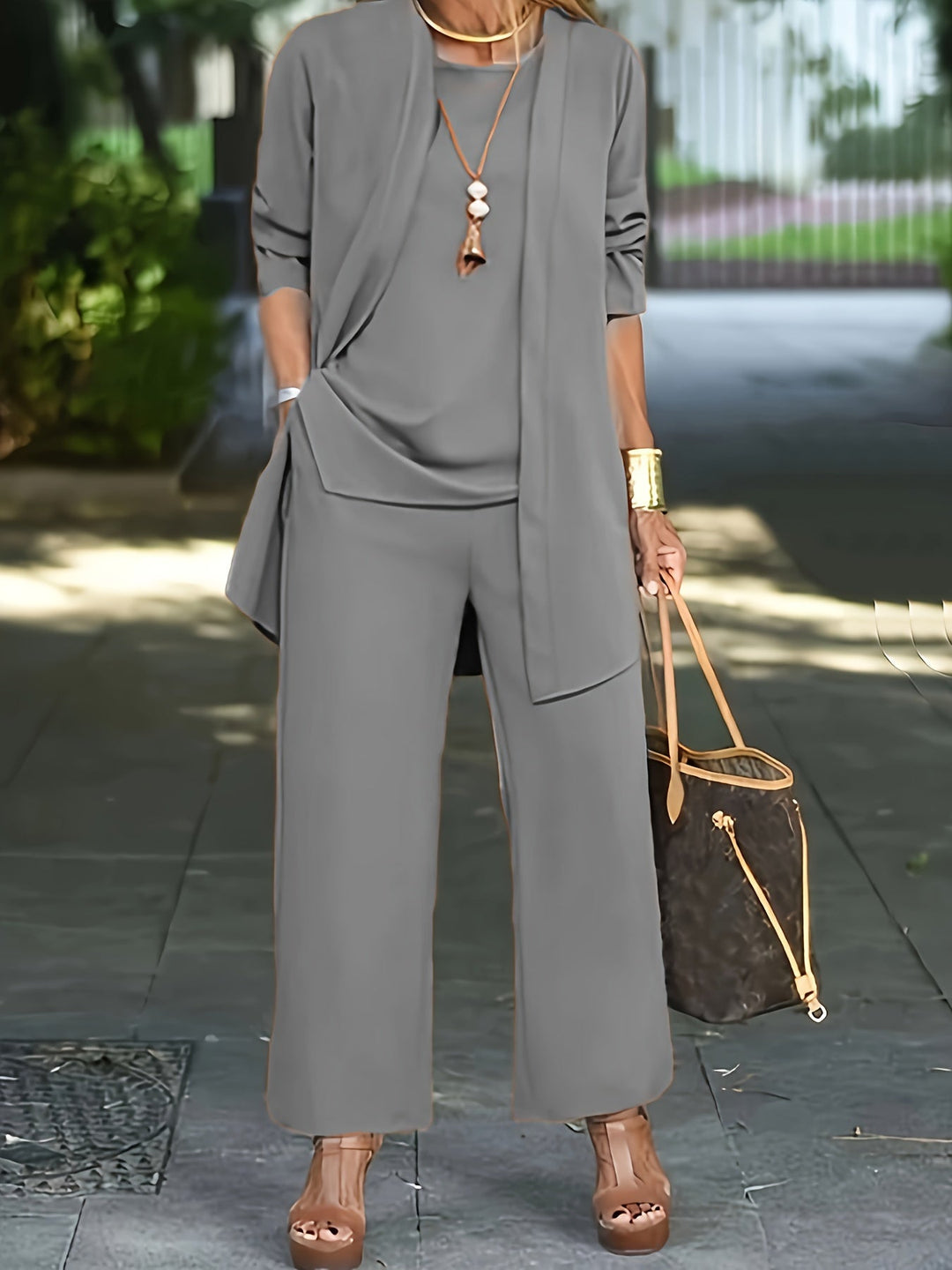 Thea® | Stilfuld Chic Tre-delt Sæt
