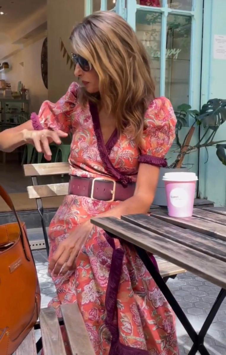 Livia® | Elegant Pink Kortærmet Maxi Kjole