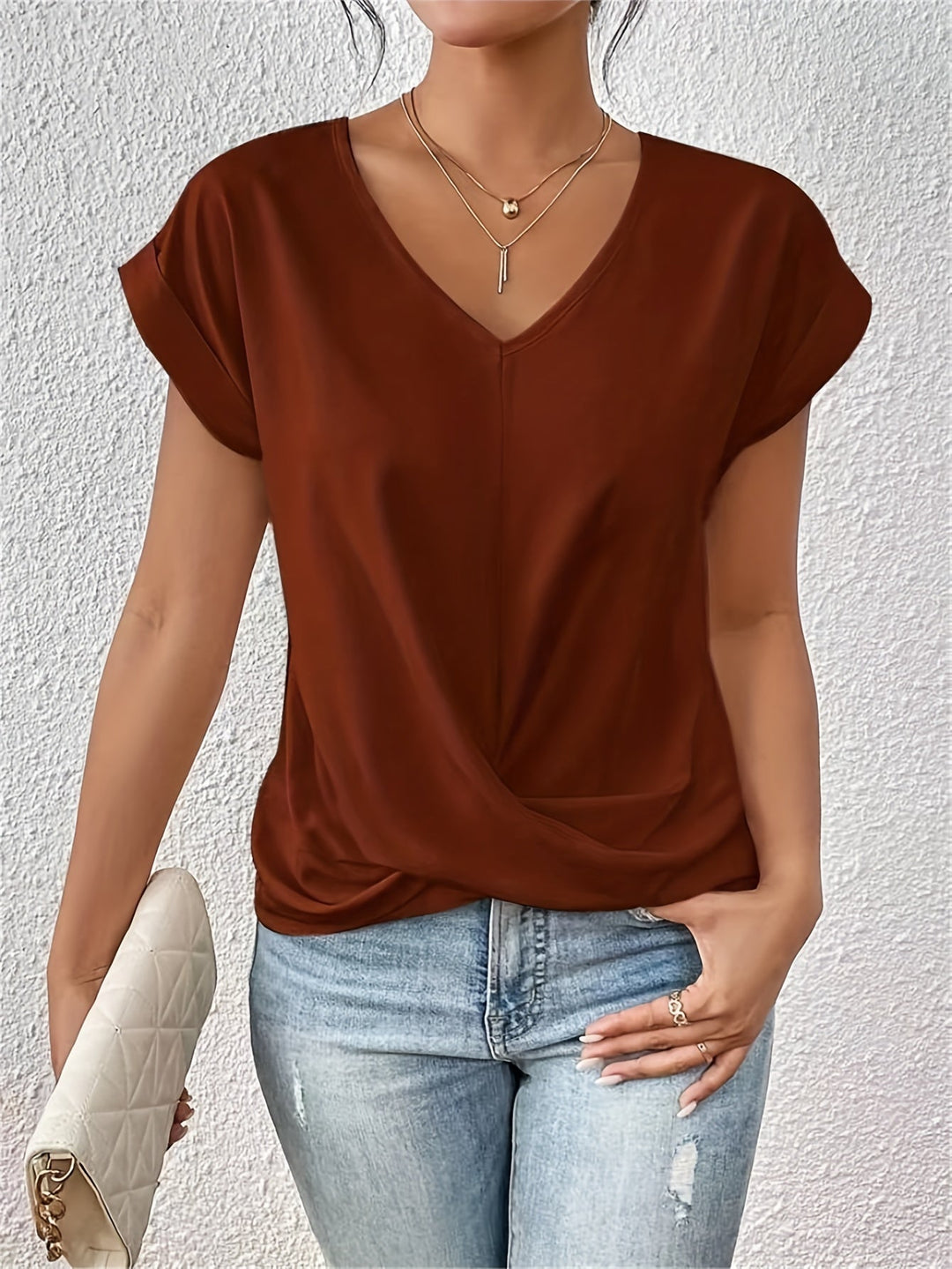 Ingeborg® | I LÆSSIG V-HALS T-SHIRT
