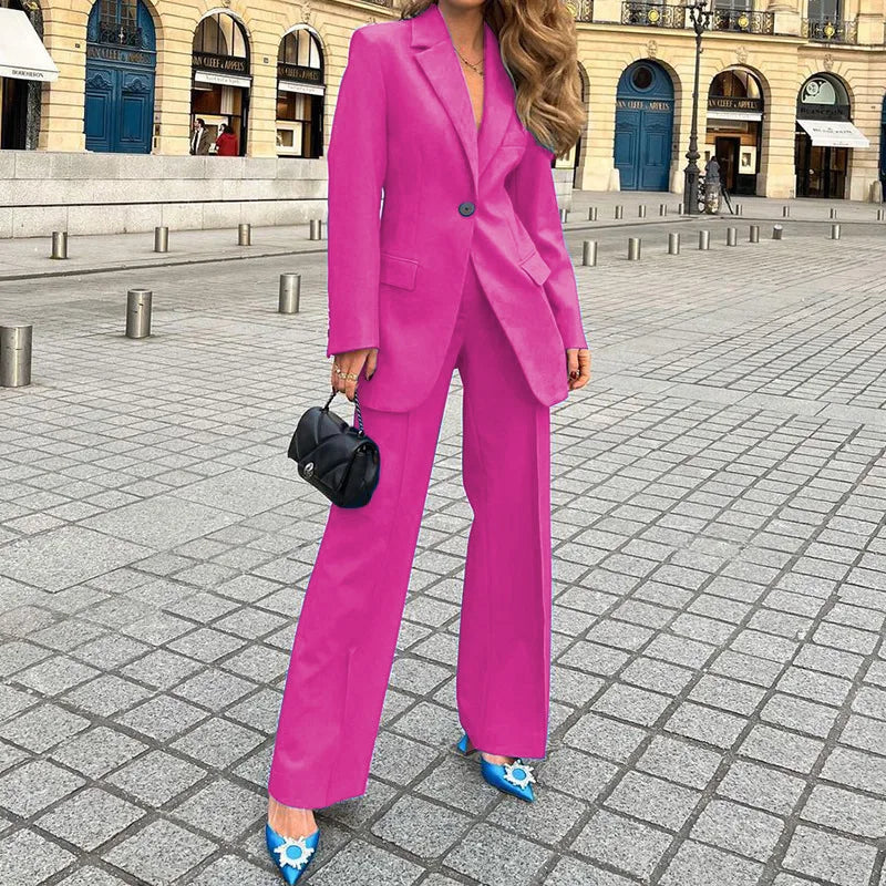 Margit® | Dame To-delt Sæt – Tidløs Elegance og Moderne Styrke