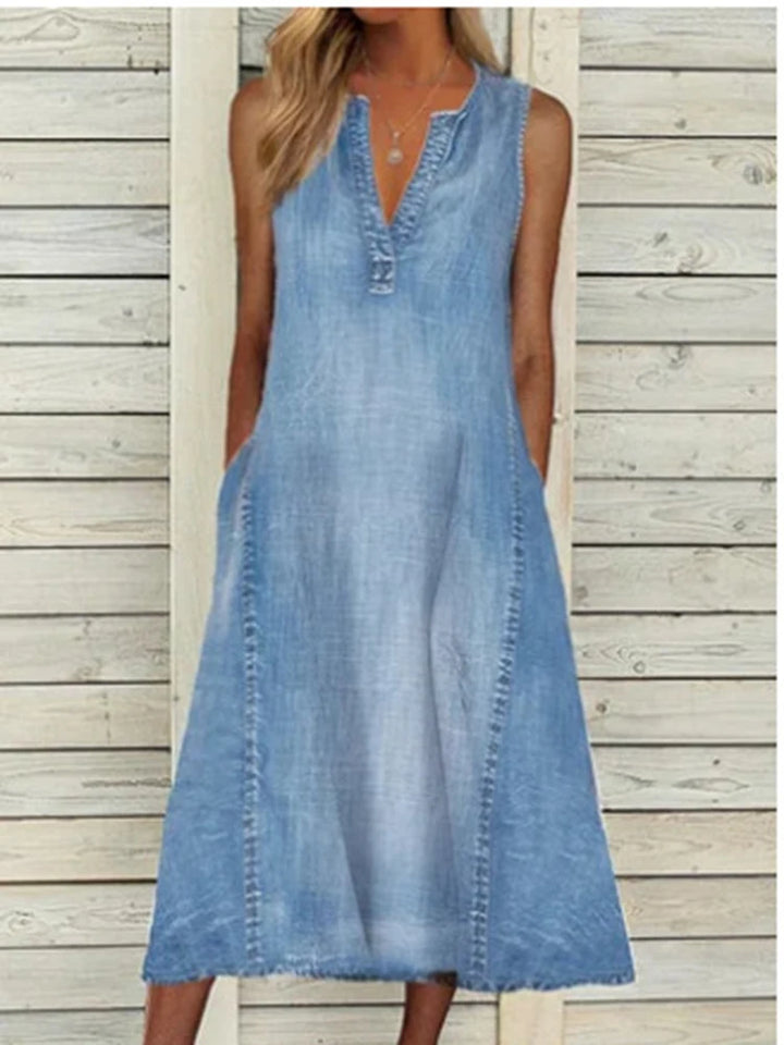 Malou® | Blød denim-kjole med V-hals