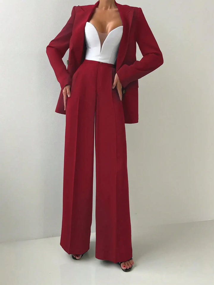 Melanie® | Dame To-delt Sæt – Tidøs Elegance og Moderne Styrke