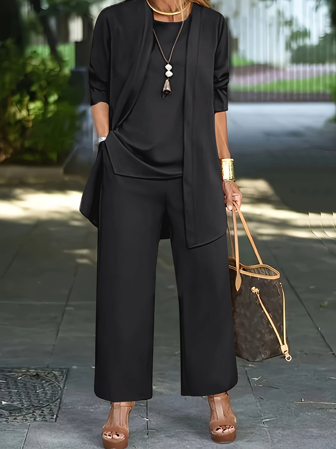Thea® | Stilfuld Chic Tre-delt Sæt
