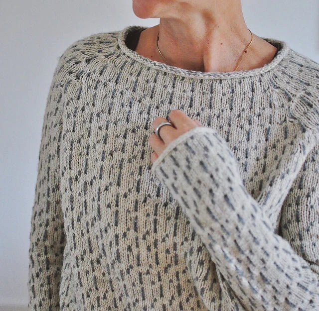 Evelin® | Elegant grå sweater med bådudskæring
