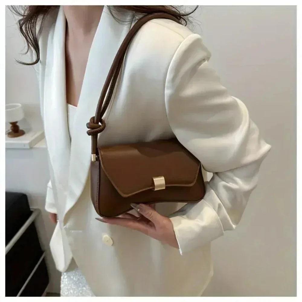 Daphne | Vintage Shoulder Bag