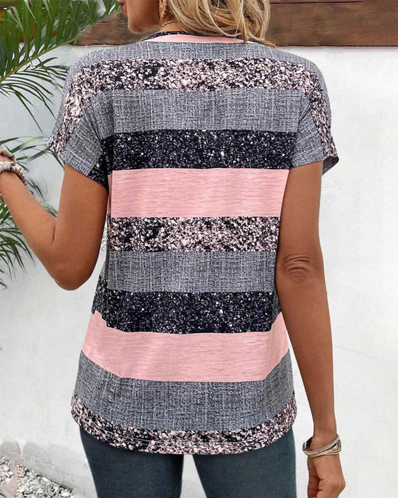 Vanya® | Stilfuld farveblokeret T-shirt med korte ærmer