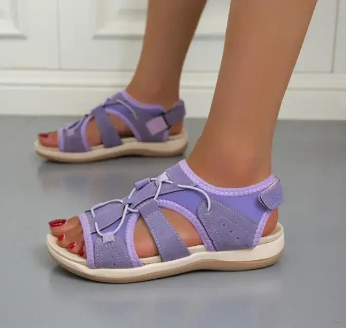 Alma® |  Modiske, justerbare sommersandaler med svangstøtte