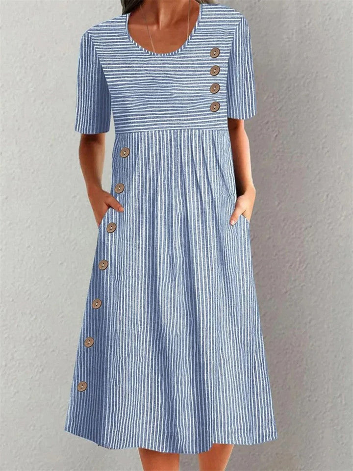 Sanne® | Stribet Midi Kjole med Knapdetaljer
