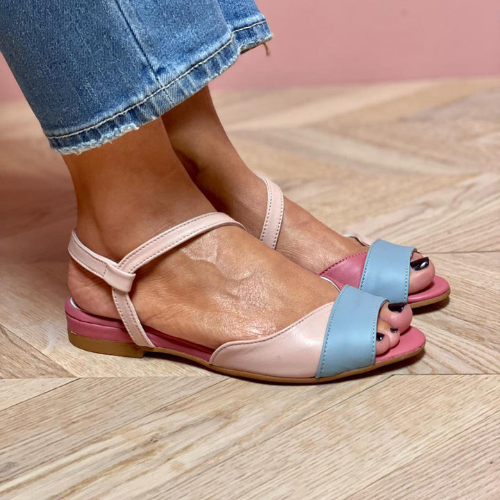 Aria™ | Asymmetrisk rosa Sandaler
