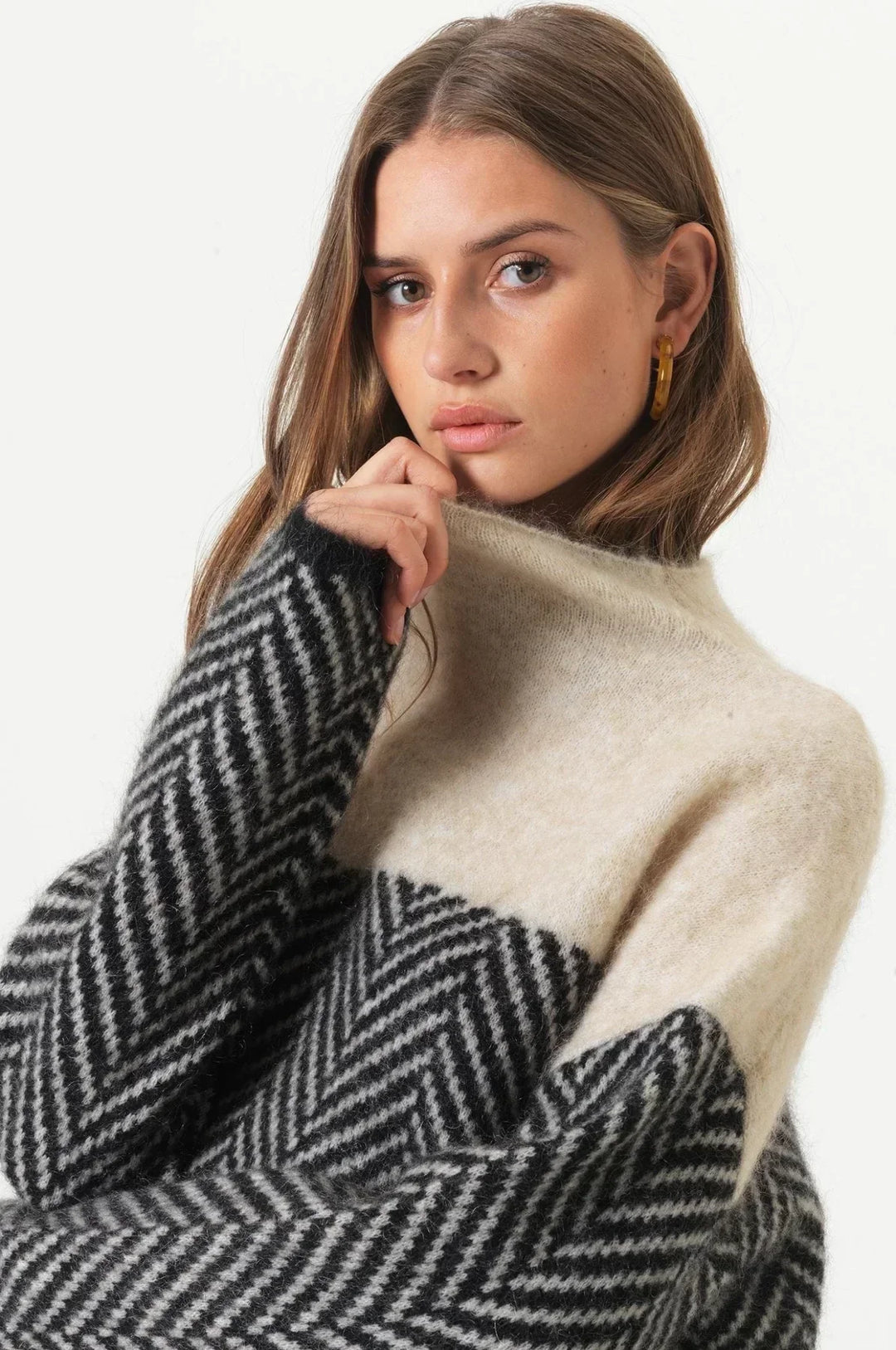 Amara® | Premium Rullekravepullover i fin strik